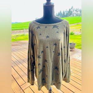✨Sold✨Buffalo Sweatshirt in Army Green; XL